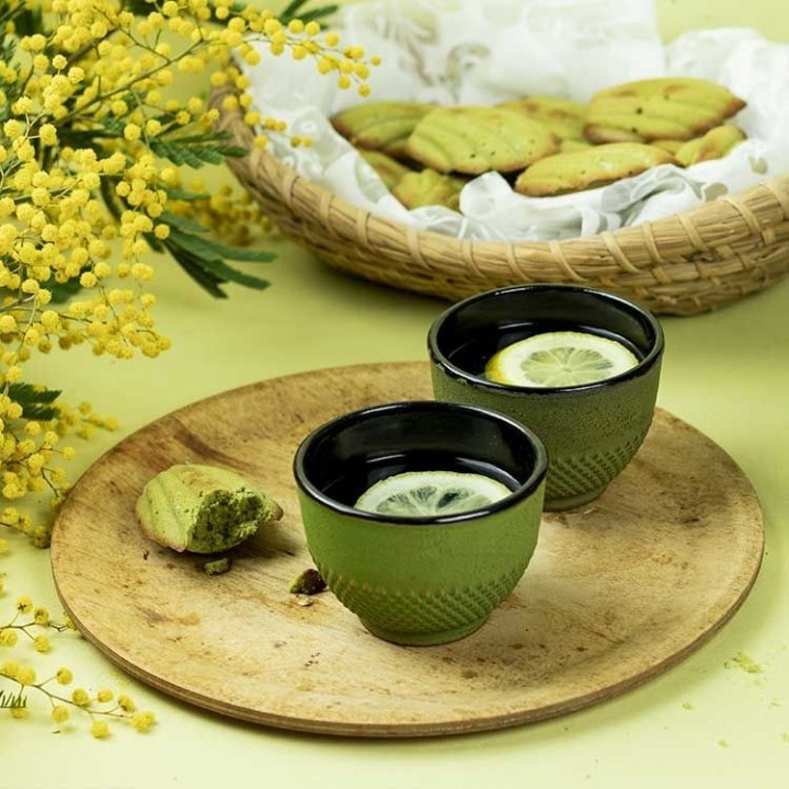 Tasse en fonte émaillée, Verte et dorée - 0,15 litre - Aromandise