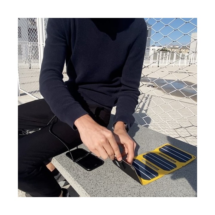 Caricatore solare ad alta efficienza - Robusto, pieghevole e impermeabile - SUNMOOVE 6,5W - Brother Solar