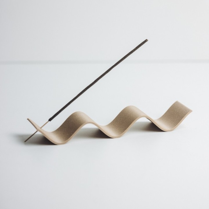 Porta incenso in legno e amido stampato in 3D - Curly, Golden pine - COPO Design
