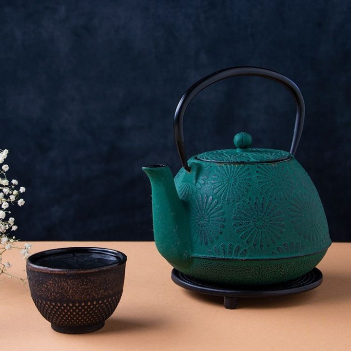Théière en fonte, HANAMI émeraude, avec filtre inox - 1,2 litre - Aromandise