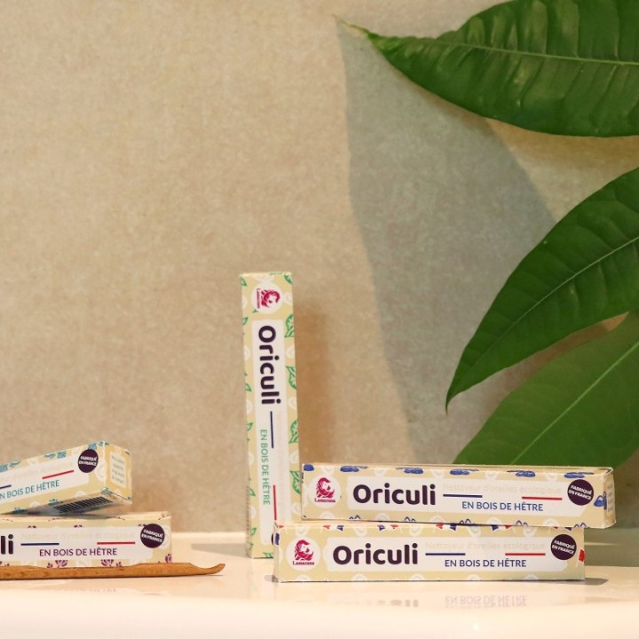 Pulitore per orecchie in legno di faggio francese "Oriculi" - Lamazuna