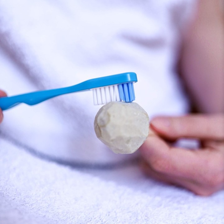 Spazzolino da denti ricaricabile in bioplastica, made in France - Verde - Lamazuna