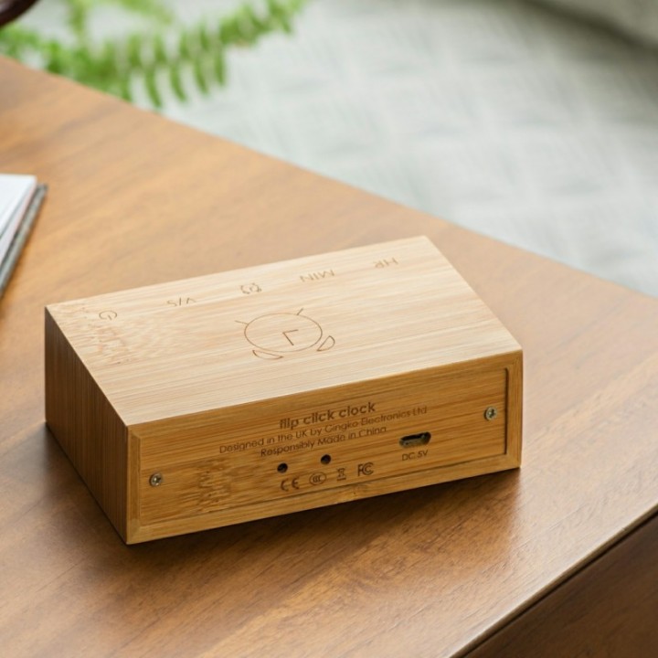Orologio Flip Click Clock in bambù - Gingko Design
