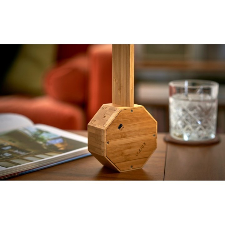 Wecker & Tragbare Schreibtischlampe aus Bambusholz, Octagon One Plus - Gingko Design