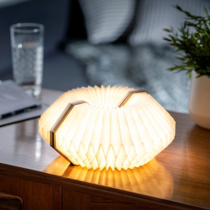 Intelligente Akkordeonlampe ecoçoncue aus Bamboo - Gingko Design