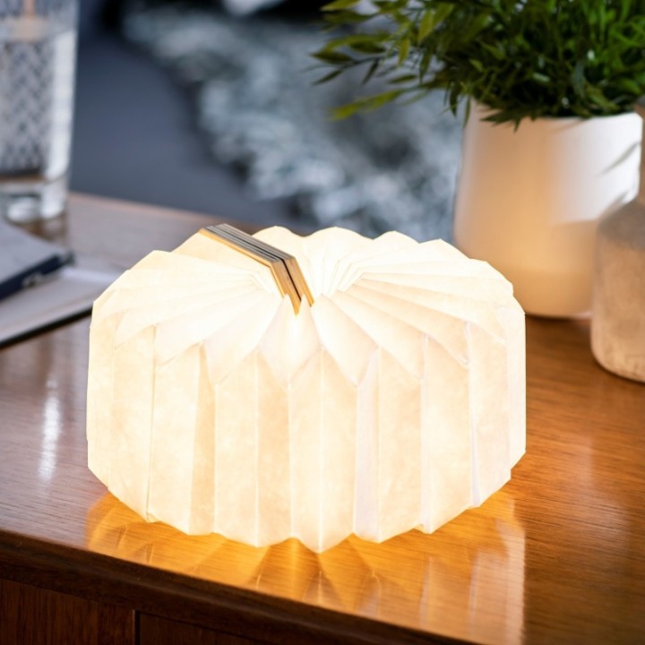 Lampe accordéon intelligente écoçoncue en Bamboo - Gingko Design