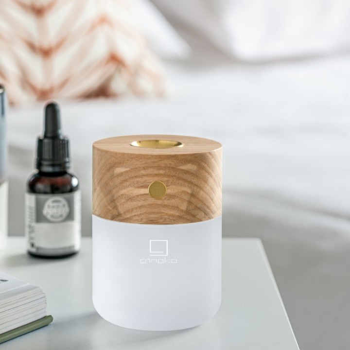 Smart Lamp Diffuser à chaleur douce, en bois de frêne blanc - Gingko Design