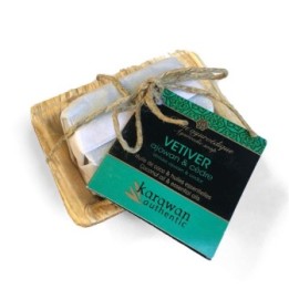 Savon ayurvédique au Vétiver tonifiant dans sa feuille de palmier - Mini 20g - Karawan