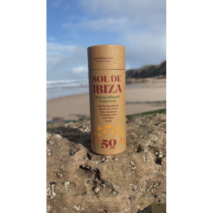 Natürlicher, fester Sonnenschutz in Karton & wasserfreiem Stick - Für Gesicht & Körper - SPF 50, 45g - Sol de Ibiza