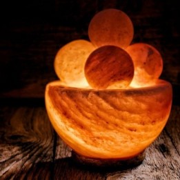 Lampada di sale dell'Himalaya con 4 sfere di massaggio in sale - 2 kg - ZEN'Arôme