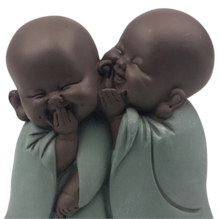 Statuetta - "Die Bonzen flüstern", 2 Buddha felici - altezza 12 cm - Zen'Light