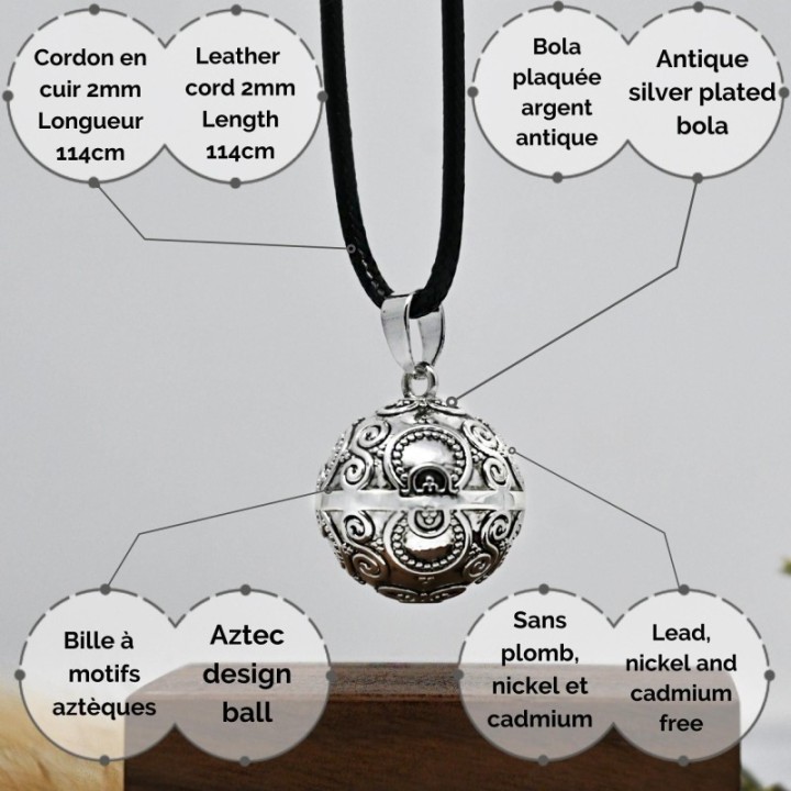 Schwangerschaftsbola JENNIFER, versilbert, mit Aztekenmotiv - ⌀ 2,2cm & Kette 114cm - Irréversible Bijoux