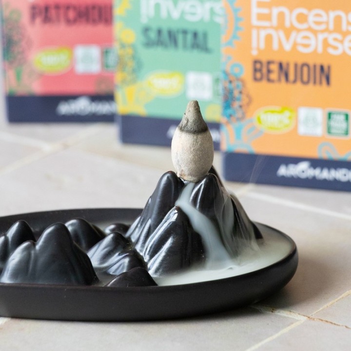 Fontaine a encens "Montagnes" en porcelaine, pour Cônes "Encens'Inverse" - Encens du Monde