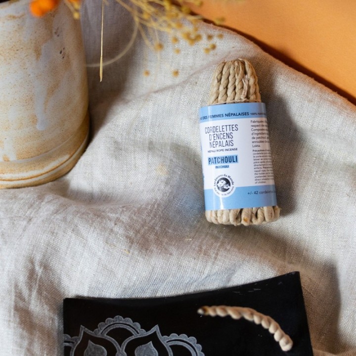 Corde Profumate Nepalesi, Patchouli - 40 Corde - Les Encens du Monde