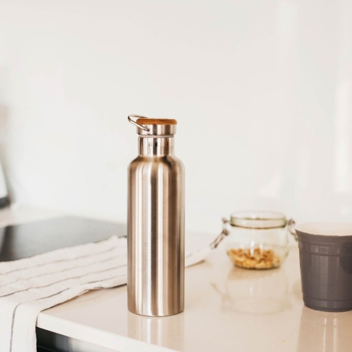 Bouteille isotherme en inox avec bouchon en bambou - MOD - Bambaw